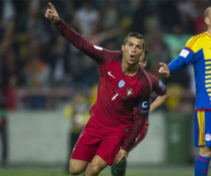 Ronaldo ghi bốn bàn, Bồ Đào Nha đại thắng tại vòng loại World Cup
