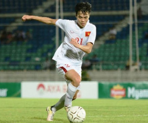 Indonesia 2-2 Việt Nam: Thắng dễ rồi thua nhanh, HLV Hữu Thắng còn "đau đầu"