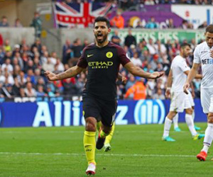 Aguero dính chấn thương, Pep Guardiola lại đau đầu