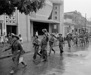 Ảnh độc: Hà Nội vui như hội ngày giải phóng 10/10/1954