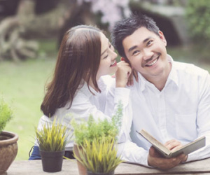 Khánh Hiền và bạn trai say đắm trong ảnh cưới