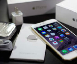 Lỗi iPhone thành "cục gạch" làm nhiều người hoang mang