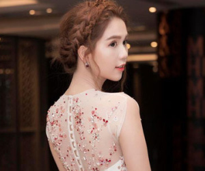 Ngọc Trinh bất ngờ thắng giải Nữ diễn viên được yêu thích nhất
