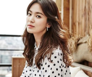 Người tung tin Song Hye Kyo có đại gia bị phạt gần 3.000 USD