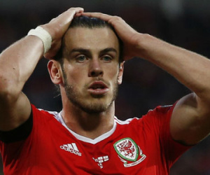 Xứ Wales bị đối thủ kém 127 bậc cầm hòa dù Bale nổ súng