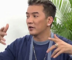 Đàm Vĩnh Hưng: "Bỏ con chọn sự nghiệp, nhiều người nói tôi máu lạnh"