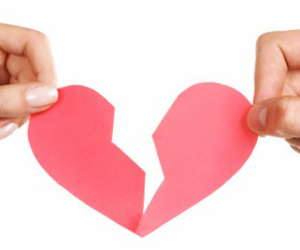 Người phụ nữ ở TP HCM truy tìm chồng ngoại để ly hôn