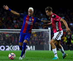 Sốc với số tiền PSG hỏi mua Neymar ở Hè 2017