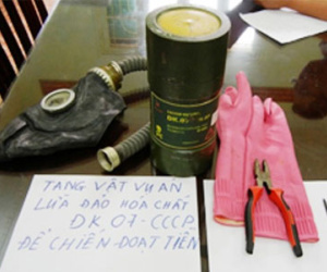 Trung tá dởm lừa bán lọ hóa chất đặc biệt giá 600.000 USD