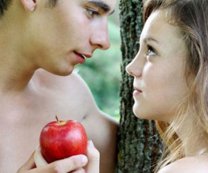 Nóng mắt với chương trình bắt người chơi khỏa thân ghi hình