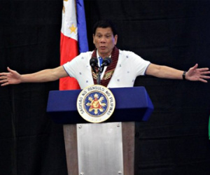 Tổng thống Duterte lại chửi cả lãnh đạo tôn giáo