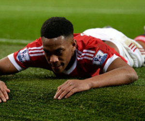 Anthony Martial sa sút không phanh ở Man United. Vì bị vợ bỏ?