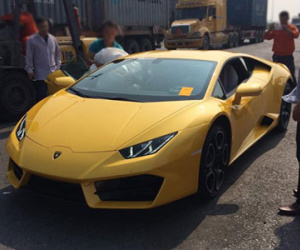 Lamborghini “giá rẻ” Huracan LP580-2 thứ 2 về Việt Nam