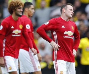 Muốn tống cổ Rooney, MU cắn răng mất 26 triệu bảng