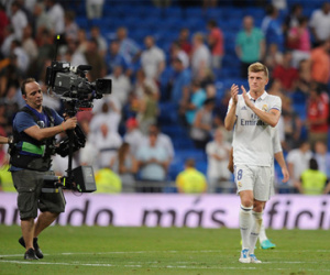 Real Madrid đưa Kroos thành cầu thủ Đức nhận lương cao nhất thế giới
