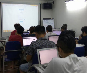 “Chợ” mua bán tiền ảo giữa Hà thành: Tỉ phú tiền ảo, con nợ tiền thật