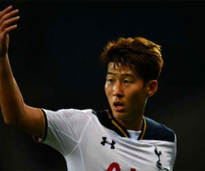 Son Heung-Min là cầu thủ châu Á đầu tiên hay nhất tháng Ngoại hạng Anh