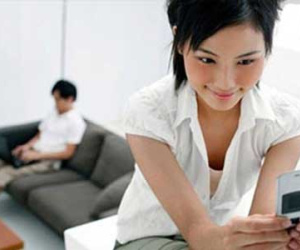 Vợ lén lút quan hệ với tình cũ khiến tôi đau đớn tột cùng