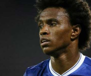 Willian phải rời Chelsea, trở về Brazil gấp lo tang mẹ