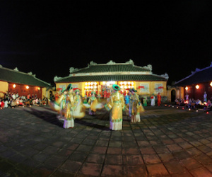 Hoàng cung Huế sẽ đón khách đến đêm