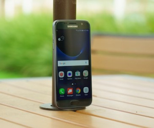 Samsung không nên tăng tốc ra mắt Galaxy S8