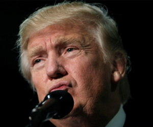 Tiếp tục bị tố tấn công tình dục, ông Trump tự nhận là nạn nhân