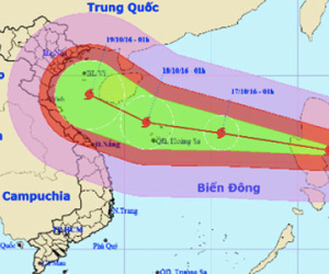 Bão giật cấp 17, đổ bộ mạnh ngang Sơn Tinh