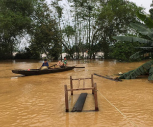 CẬP NHẬT: Lũ rút đến đâu, tan hoang đến đấy