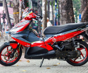 Honda Air Blade 110 sơn dàn vỏ phong cách tai nghe Beats
