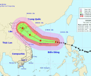 Bão số 7 di chuyển nhanh về phía đất liền Việt Nam