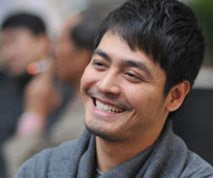 Chưa đầy 24h, MC Phan Anh đã kêu gọi giúp đỡ đồng bào lũ lụt miền Trung được 2,2 tỉ!