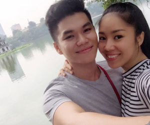 Lê Phương đi Hà Nội cùng người yêu mới