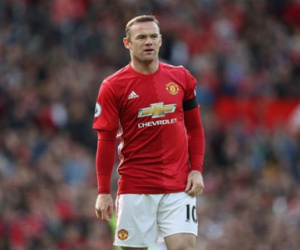 Vì sao Mourinho nên sử dụng Rooney ở trận gặp Liverpool?