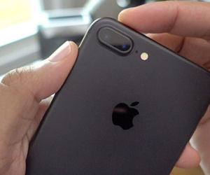 Apple phát hành iOS 10.0.3 sửa lỗi mất sóng trên iPhone 7