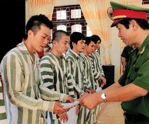 Chủ tịch nước ký quyết định đặc xá năm 2016