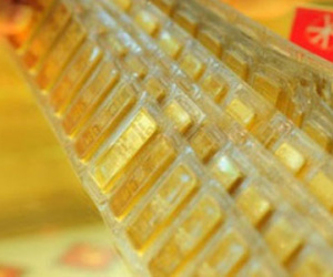 Giá vàng hôm nay 18/10: Tăng lên trong nỗi lo sợ