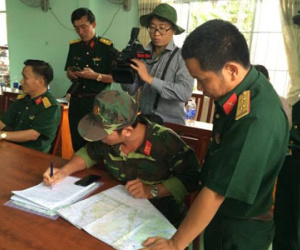Tướng Võ Văn Tuấn chỉ huy tìm kiếm máy bay ở Vũng Tàu