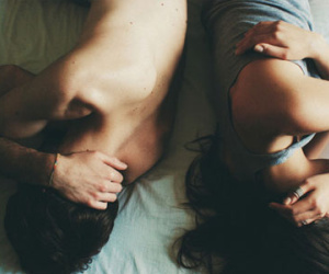 Vợ lãnh cảm vì chồng thiếu hiểu biết chốn phòng the