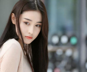 “Em là để yêu thôi chứ không phải để cưới, cô nàng nóng bỏng ạ!”