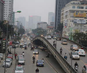 Hà Nội tạm đóng cửa cầu vượt Láng Hạ - Huỳnh Thúc Kháng vào đêm
