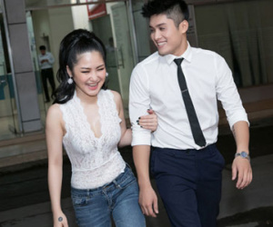 Hương Tràm đi sự kiện cùng bạn trai cũ của Á khôi Hà Mjn