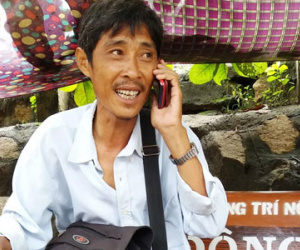 Người bán vé số độc đắc 92 tỷ đồng kể chuyện phải lánh mặt
