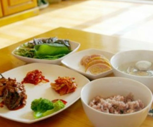 Ăn 6 bữa nhỏ một ngày tốt hơn 3 bữa lớn