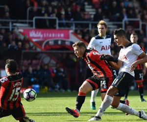 Là đội duy nhất bất bại, Tottenham vẫn lỡ cơ hội gây sức ép lên Arsenal