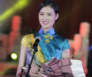 Hoa hậu Trung Quốc bỏ bạn trai ngay sau khi đăng quang