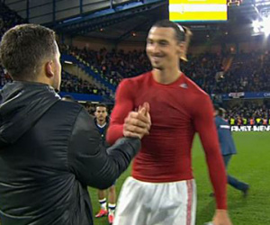 Ryan Giggs nổi điên, chỉ trích hành động đổi áo "vui vẻ" của cầu thủ Man United