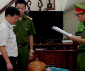 Bắt nguyên Giám đốc Công ty xổ số kiến thiết Hà Giang