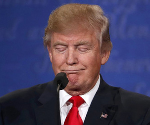 Donald Trump bị kể tội kín 2 trang báo