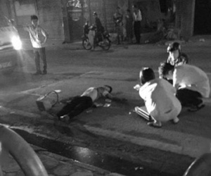 Hà Nội: Một bảo vệ bị đâm gục trên đường Thụy Khuê