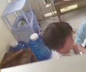 Trẻ mầm non gào khóc khi bị cô giáo đánh
